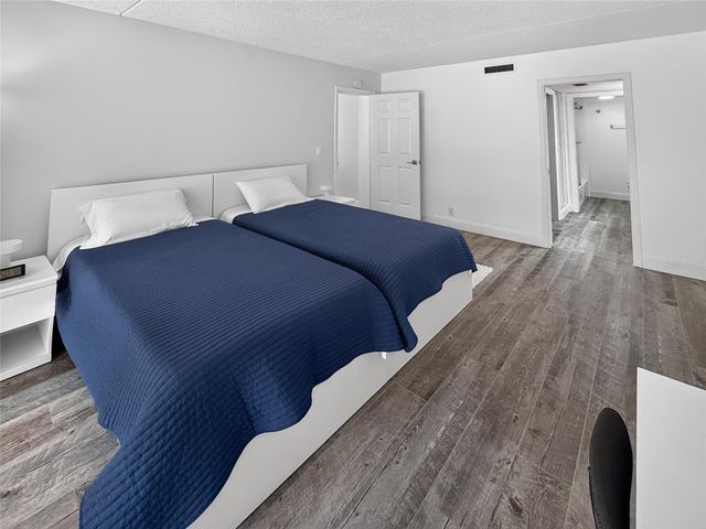 1111 N BAYSHORE BOULEVARD E3, Clearwater, FL 33759