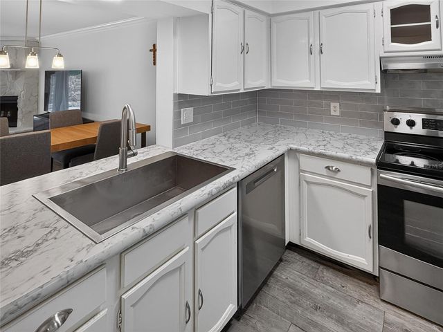 1111 N BAYSHORE BOULEVARD E3, Clearwater, FL 33759