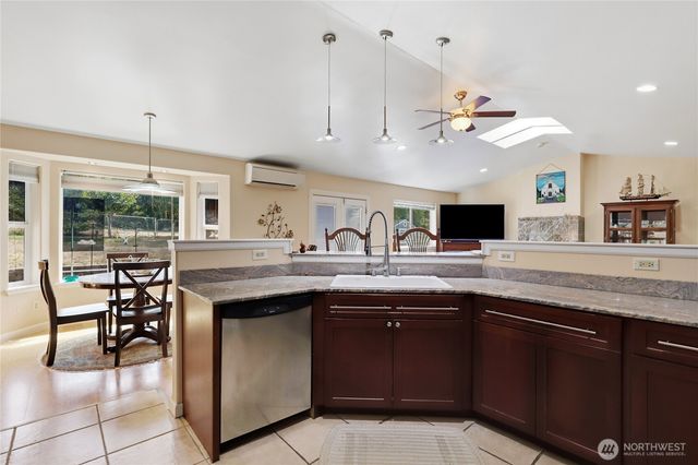 6385 NW Airpark Court, Silverdale, WA 98383