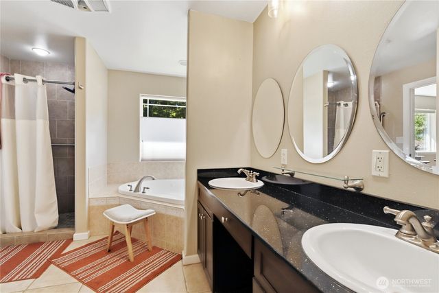 6385 NW Airpark Court, Silverdale, WA 98383