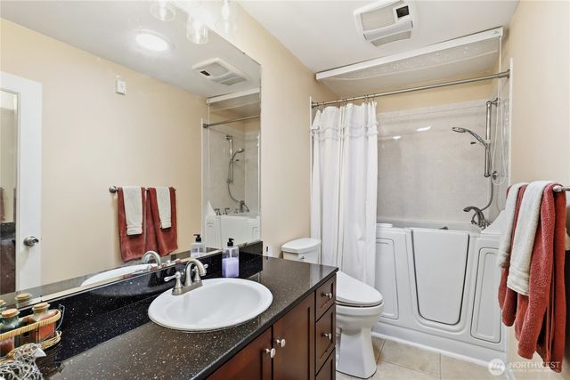 6385 NW Airpark Court, Silverdale, WA 98383