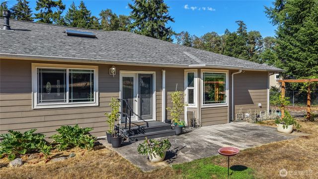 6385 NW Airpark Court, Silverdale, WA 98383