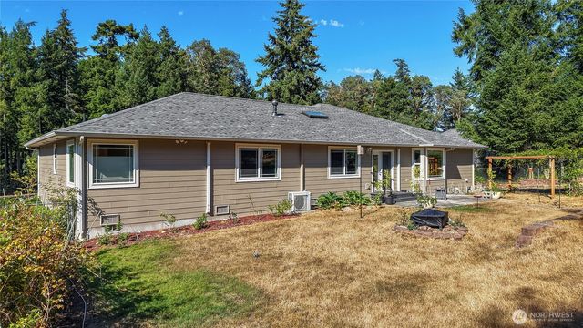 6385 NW Airpark Court, Silverdale, WA 98383
