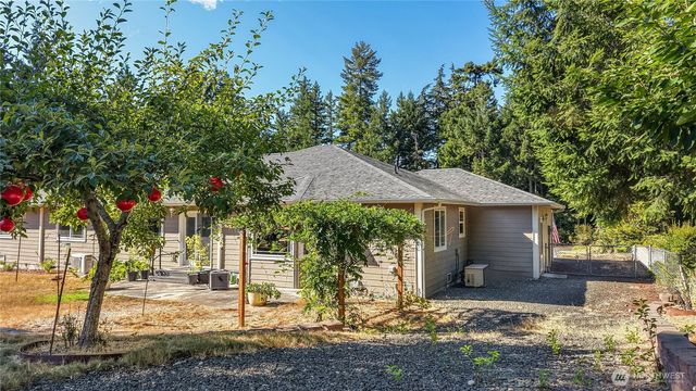 6385 NW Airpark Court, Silverdale, WA 98383