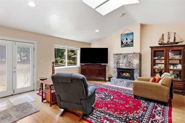 6385 NW Airpark Court, Silverdale, WA 98383