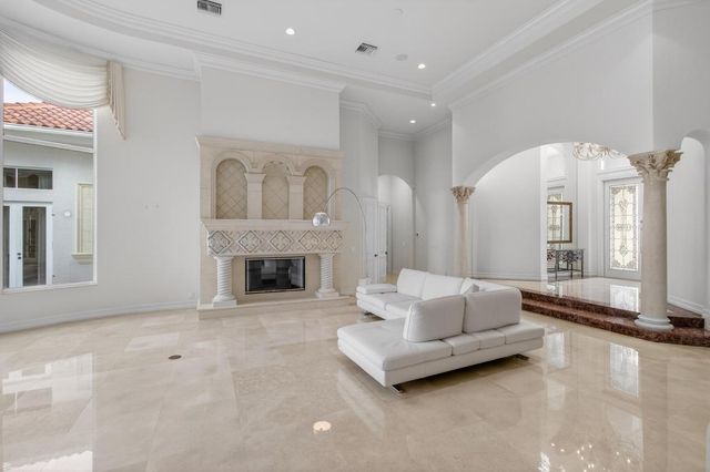 331 Mizner Lake Estates Drive, Boca Raton, FL 33432