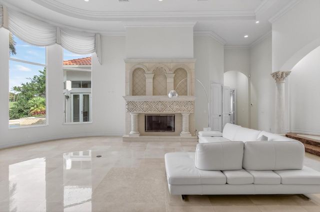 331 Mizner Lake Estates Drive, Boca Raton, FL 33432