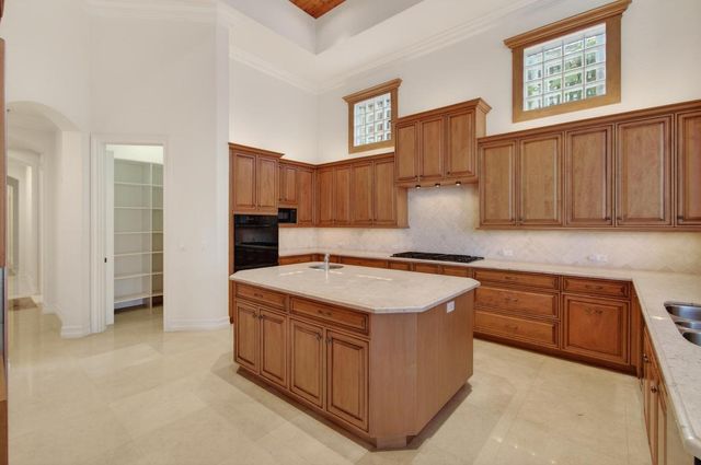 331 Mizner Lake Estates Drive, Boca Raton, FL 33432