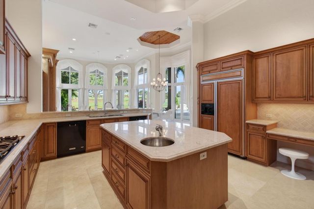 331 Mizner Lake Estates Drive, Boca Raton, FL 33432
