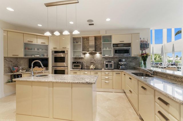 6819 SE South Marina Way, Stuart, FL 34996