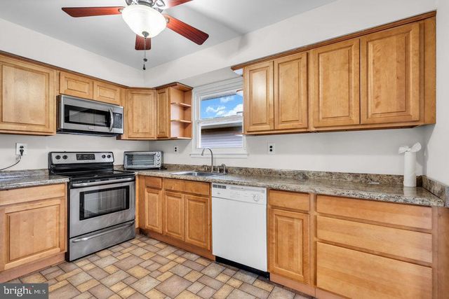 201 BLAKE CIR, Brick, NJ 08724