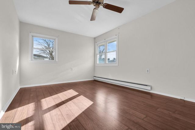 201 BLAKE CIR, Brick, NJ 08724