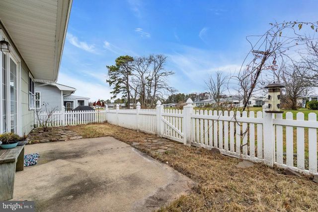 201 BLAKE CIR, Brick, NJ 08724