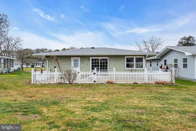 201 BLAKE CIR, Brick, NJ 08724