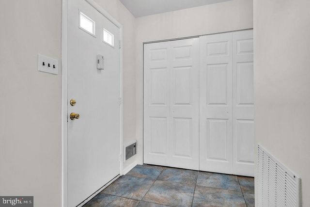 201 BLAKE CIR, Brick, NJ 08724