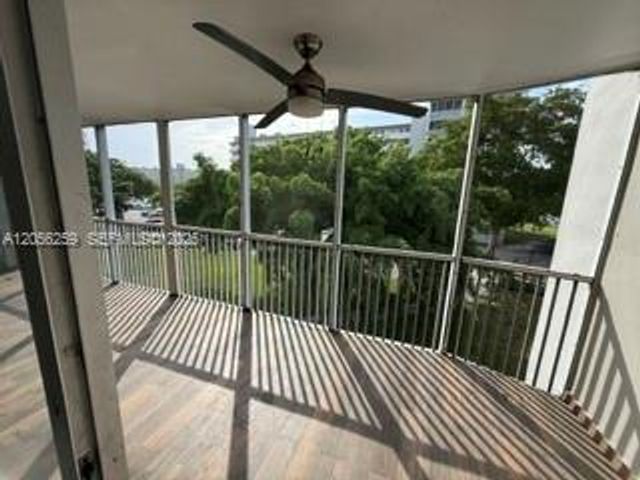1670 NE 191st Street 3023, Miami, FL 33179