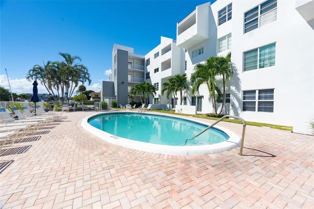 2840 NE 14th Street Causeway 304A, Pompano Beach, FL 33062