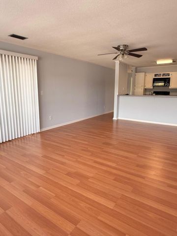 300 Yacht Club Drive 8, Niceville, FL 32578