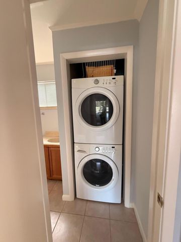 300 Yacht Club Drive 8, Niceville, FL 32578