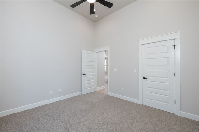 24 Selkirk Drive, Bella Vista, AR 72715