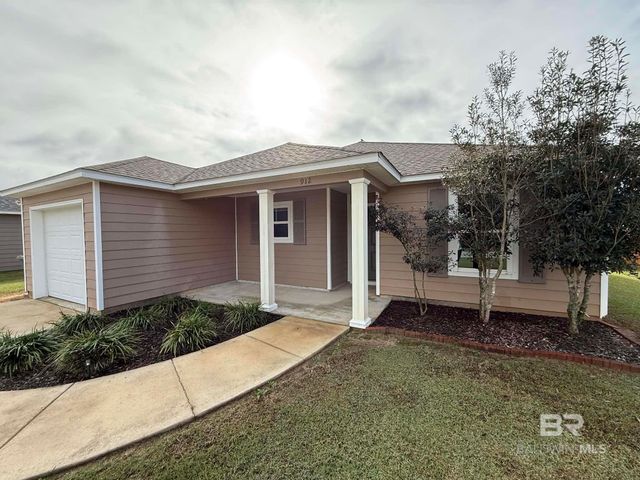912 Sentinel Circle, Foley, AL 36535
