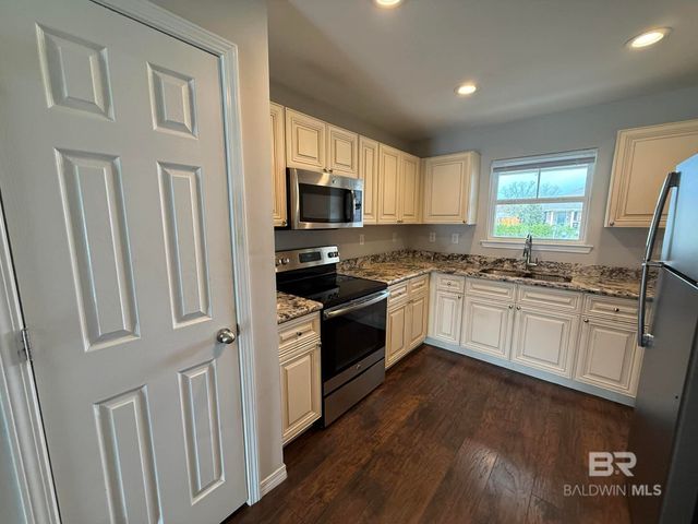 912 Sentinel Circle, Foley, AL 36535