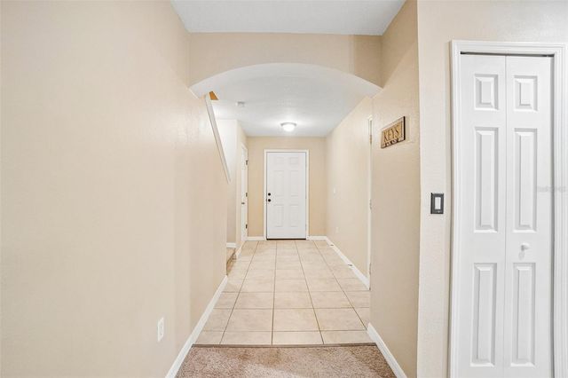 2516 OLEANDER LAKES DRIVE, Brandon, FL 33511