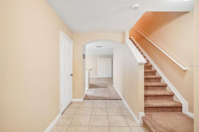 2516 OLEANDER LAKES DRIVE, Brandon, FL 33511