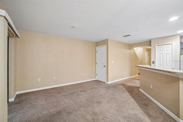 2516 OLEANDER LAKES DRIVE, Brandon, FL 33511