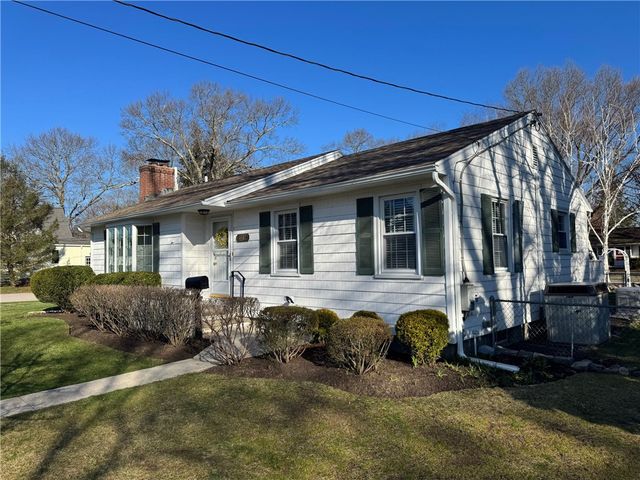 1047 Narragansett Parkway, Warwick, RI 02888