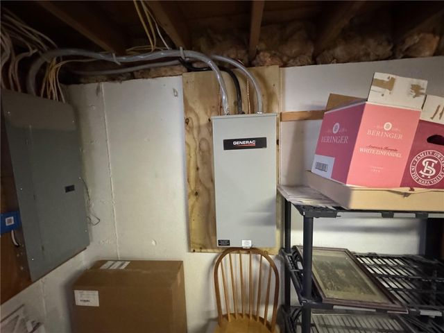 1047 Narragansett Parkway, Warwick, RI 02888