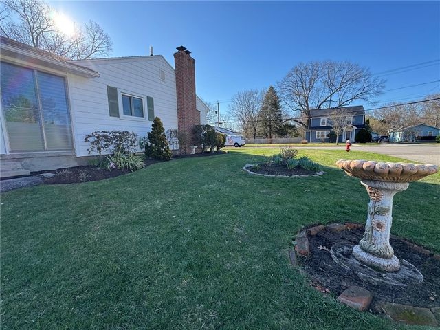 1047 Narragansett Parkway, Warwick, RI 02888