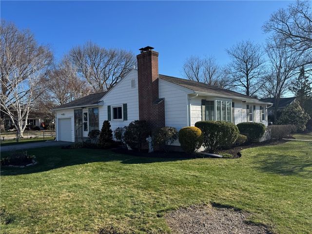 1047 Narragansett Parkway, Warwick, RI 02888