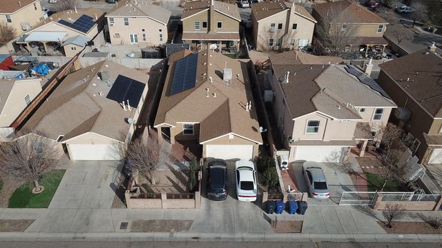 636 Escavada Street SW, Albuquerque, NM 87121
