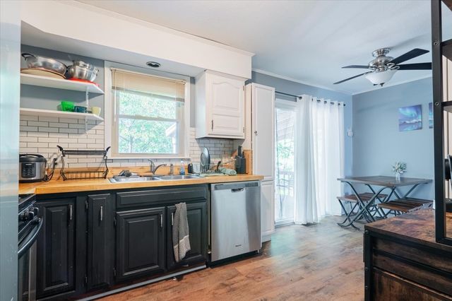 711 Lara Road, Normal, IL 61761