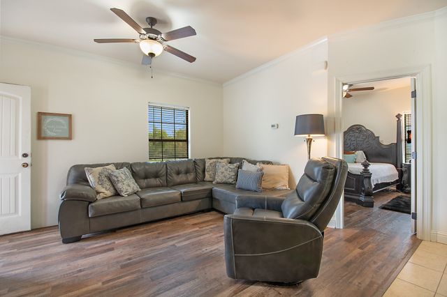 1354 Shadow Lakes, Wills Point, TX 75169