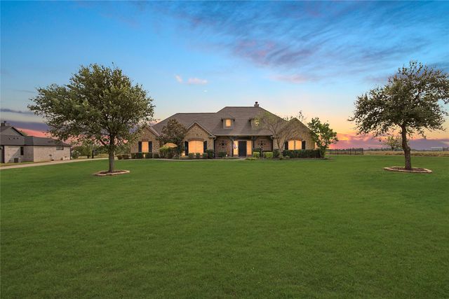 1354 Shadow Lakes, Wills Point, TX 75169