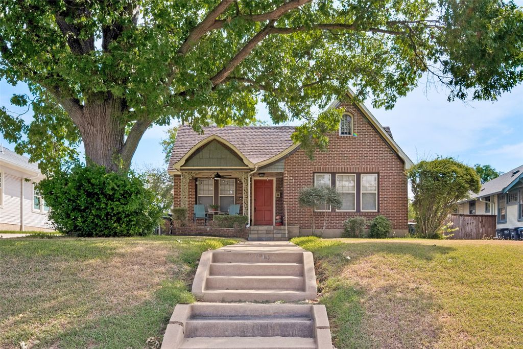 2619 S Adams, Fort Worth, TX 76110 — exterior