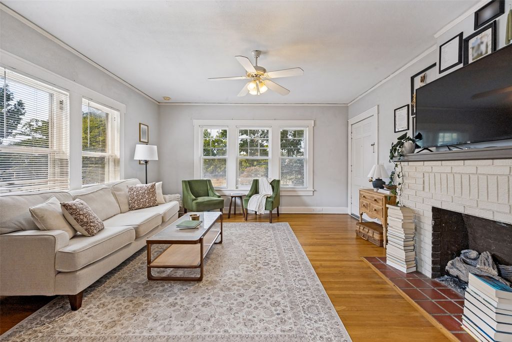 2619 S Adams, Fort Worth, TX 76110 — photo 5