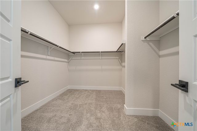 254 Firewheel Lp, Floresville, TX 78114