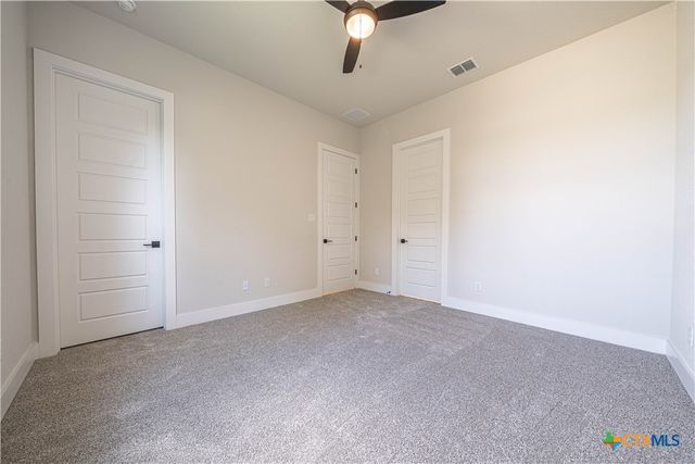 254 Firewheel Lp, Floresville, TX 78114