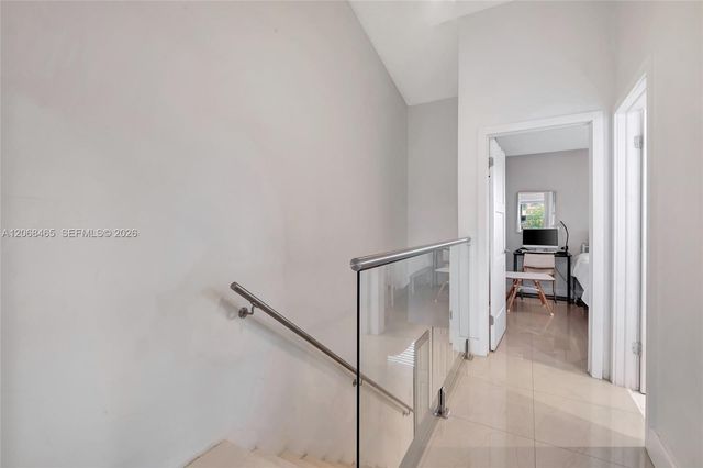 21300 San Simeon Way K2, Miami, FL 33179