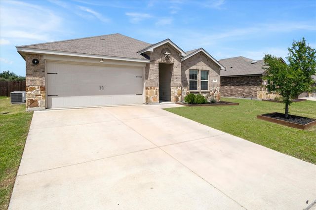 405 Rusted Rail Drive, Josephine, TX 75189