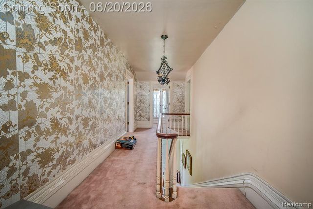 3557 W Walton Boulevard, Waterford, MI 48329