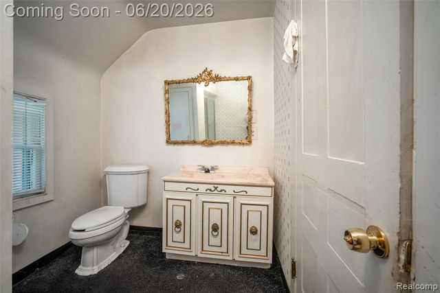 3557 W Walton Boulevard, Waterford, MI 48329