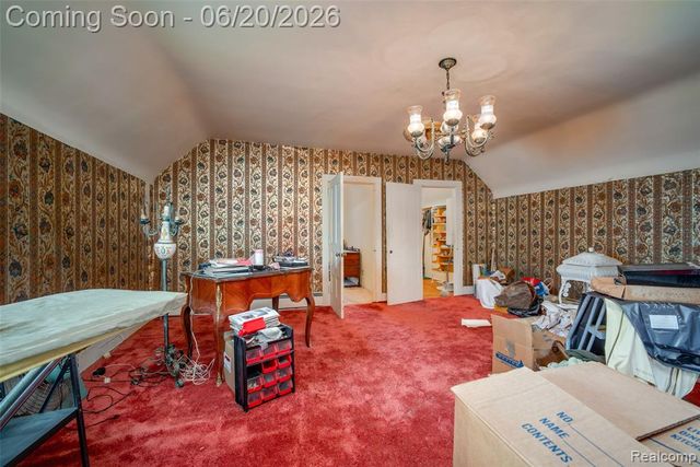 3557 W Walton Boulevard, Waterford, MI 48329