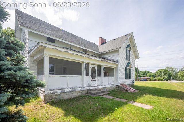 3557 W Walton Boulevard, Waterford, MI 48329