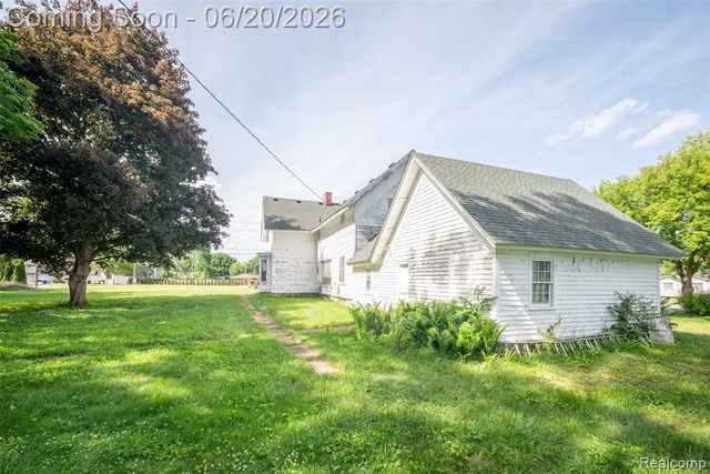 3557 W Walton Boulevard, Waterford, MI 48329