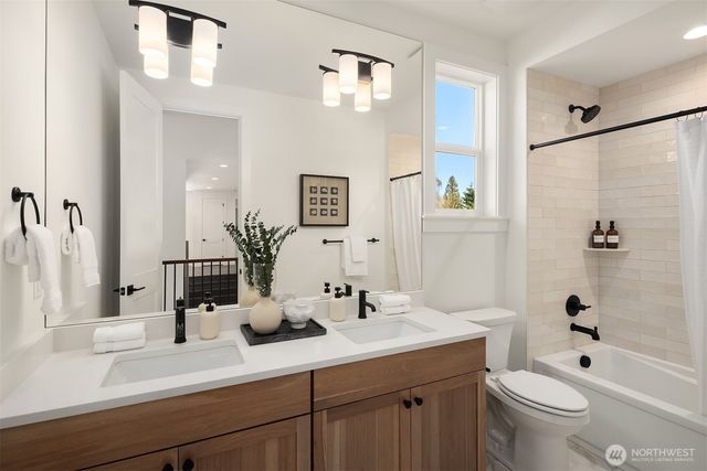 7824 131st Avenue NE, Kirkland, WA 98033