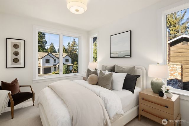 7824 131st Avenue NE, Kirkland, WA 98033